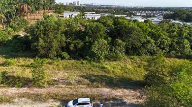 Residential Land in Dengkil, SGR