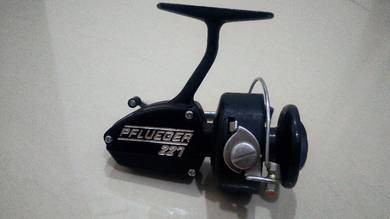reel kolam antik pflueger 227