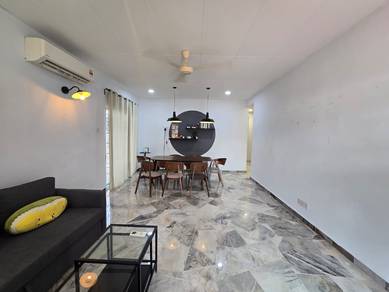 Semi-Detached House For Rent in Kajang,SGR