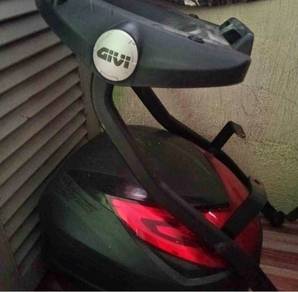 moto box n rack