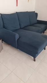 sofa for sell
