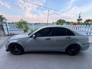 Mercedes Benz C230 230 AVANTGARDE (CKD) in Rembau, NSN
