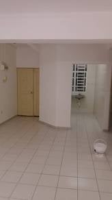 Apartment For Sale in Taman Pandan Apartment