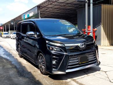 Toyota Voxy ZS KIRAMEKI in Salak Selatan, KUL