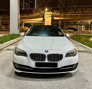BMW 520i 20i LIMOUSINE in Old Klang Road, KUL