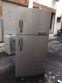 LG 2 doors ice fridgePeti Sejuk Ais Refrigerator