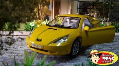 1:34 Toyota Celica Yellow