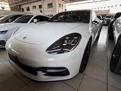 2020 Porsche Panamera 4 SPORT TURISMO