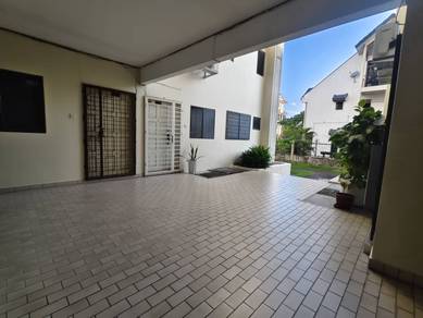 Condominium For Sale in Grace Ville