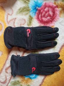 Gloves musim sejuk