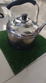 Kettle Lama