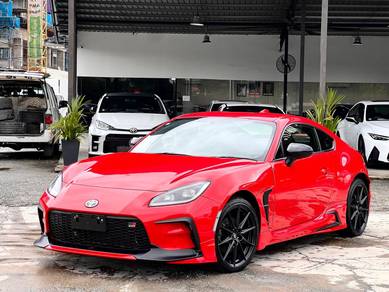 Toyota GR86 RZ in Jalan Kuching, KUL