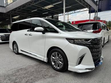 Toyota Alphard Z in Sungai Besi, KUL