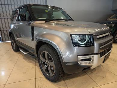2023 Land Rover Defender 90 P300 SE
