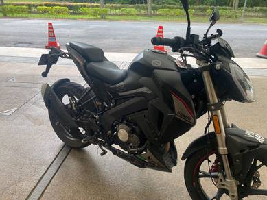 Benelli 150S