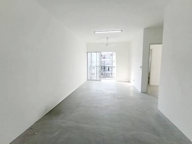 Apartment For Rent in D'Kristal