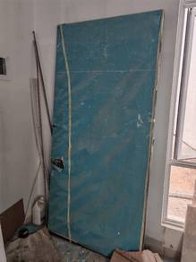 4ft x 8ft developer wooden door