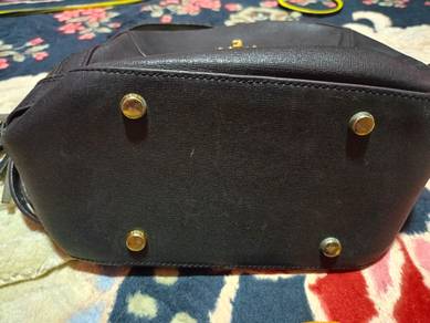 Hand bag kulit Original .