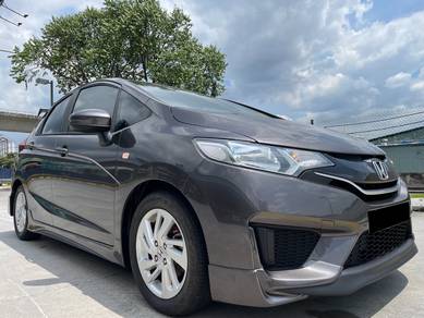 Honda Jazz E in Puchong, SGR