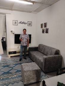 sofa L shape Chesterfield 