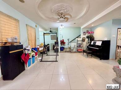 Semi-Detached House For Sale in Bandar Bukit Tinggi,SGR