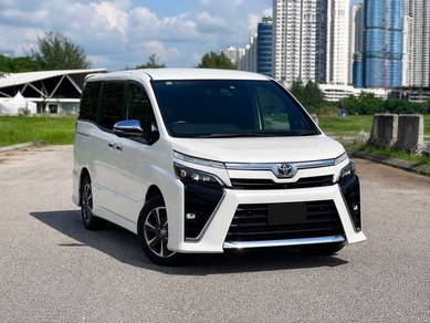 Toyota Voxy ZS KIRAMEKI III in Johor Bahru, JHR