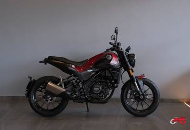 Benelli Leoncino 250
