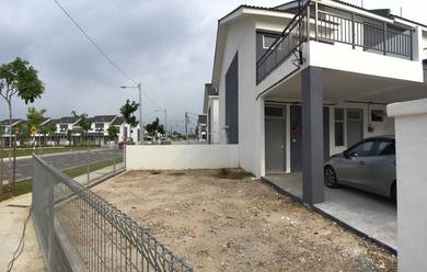 Townhouse For Sale in Puncak Alam,SGR
