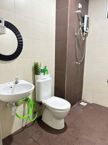 Condominium For Sale in Kelisa Residence