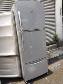 3 Doors Freezer Toshiba Fridge Peti Sejuk Ais Ice