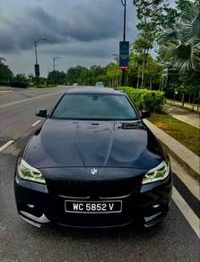 BMW 520i 20i (CBU) in Chukai, TRG