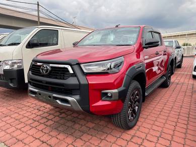 Toyota Hilux E in Petaling Jaya, SGR