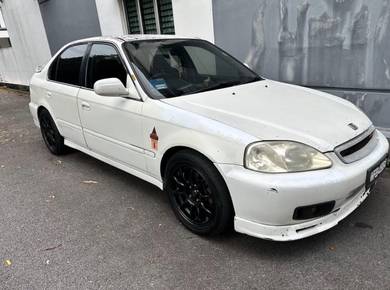 Honda Civic SIR in Bandar Saujana Putra, SGR