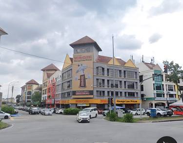 Shop lot For Rent in Bandar Sunway,SGR