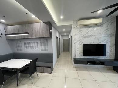 Condominium For Rent in Legend Height