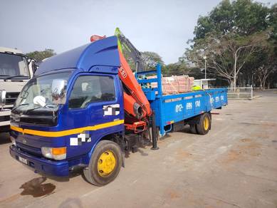 Pemandu Lori Cargo Crane