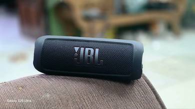 JBL flip 6