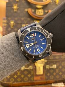 2023 Breitling Superocean Automatic 46 Blacksteel