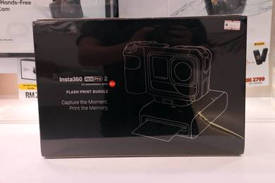 Insta360 Ace Pro 2 Flash Print Bundle (Black)