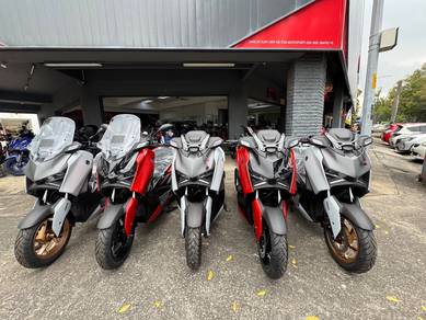Yamaha XMAX