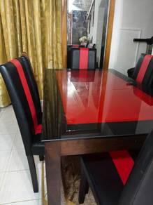 Selling set of table and chair