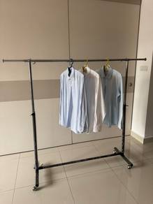 Adjustable Metal Garment Baju Rack with Wheels