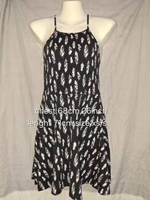 divided feather print dress