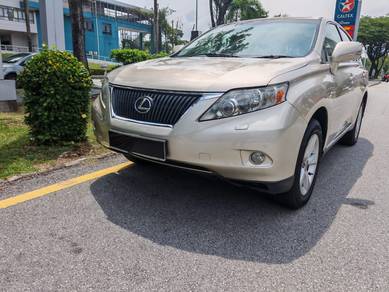 Lexus RX 350 in Bandar Utama, SGR