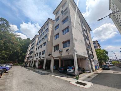 Apartment For Sale in Selesa i-Resort Apartment (Pangsapuri Damai Mewah A)