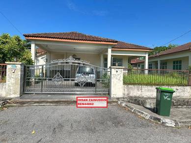 Bungalow House For Sale in Bukit Kayu Hitam,KDH