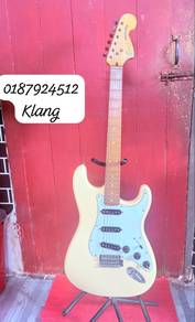 squier vintage 70 n amp Orange crush 20