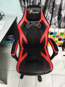 TT Racing V3 Gaming Chair