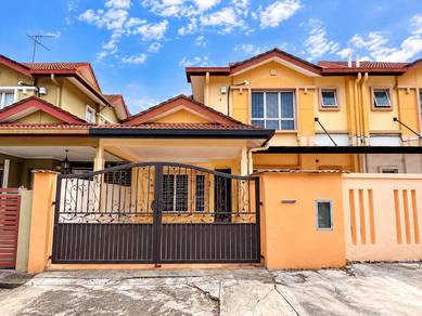 Semi-Detached House For Sale in Setia Alam,SGR