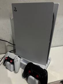 PS5 FAT DISK with 2 controller